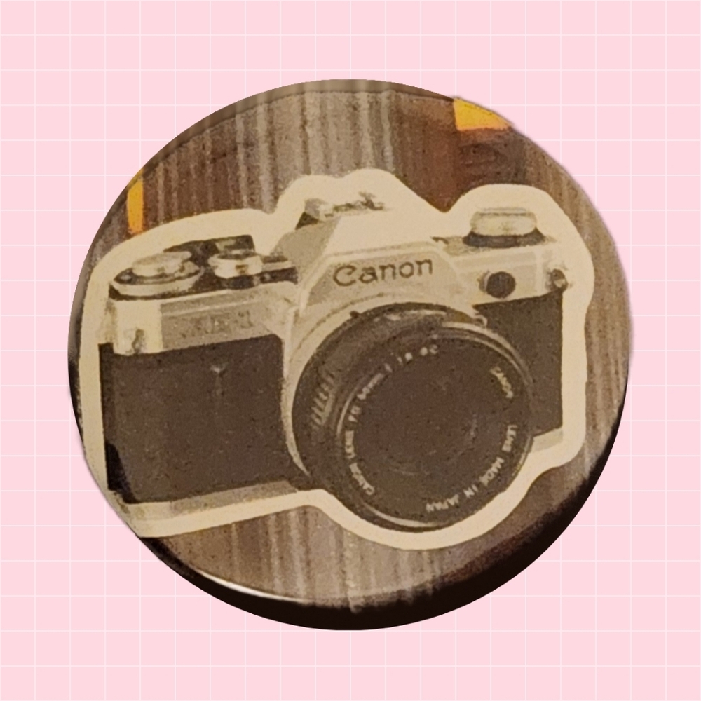 Canon Camera 2" Pin